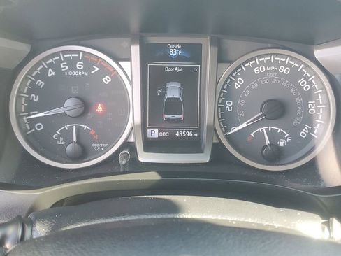 Used 2022 Toyota Tacoma SR5 image 24