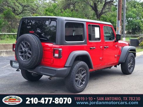Used 2025 Jeep Wrangler Unlimited Sport AWD/4WD image 5