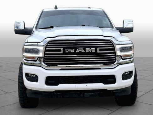 Used 2024 RAM 2500 Laramie AWD/4WD image 4