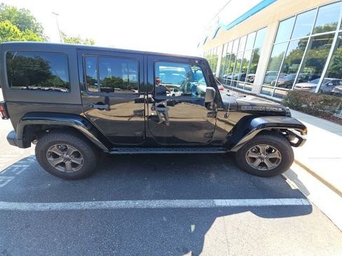 Used 2018 Jeep Wrangler Unlimited Sport AWD/4WD image 10