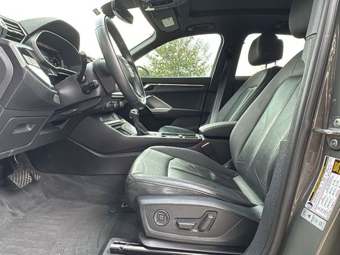 Used 2020 Audi Q3 2.0T Premium Plus image 9