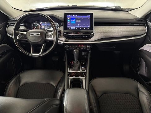 Used 2022 Jeep Compass Latitude w/ Convenience Group AWD/4WD image 32