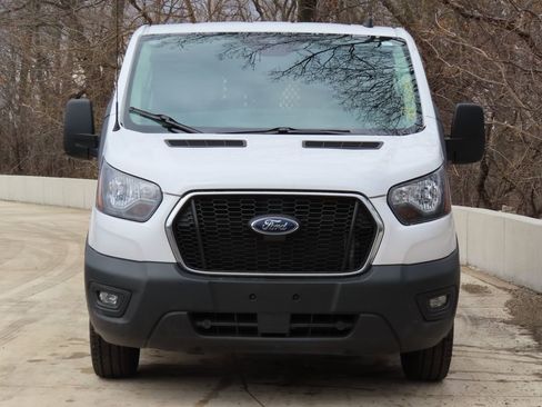 Used 2024 Ford Transit 250 Low Roof w/ Exterior Upgrade Package image 4