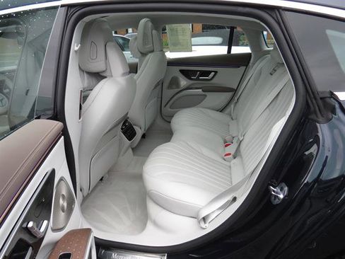 Used 2024 Mercedes-Benz EQS 450+ Sedan w/ AMG Line Exterior Package image 20