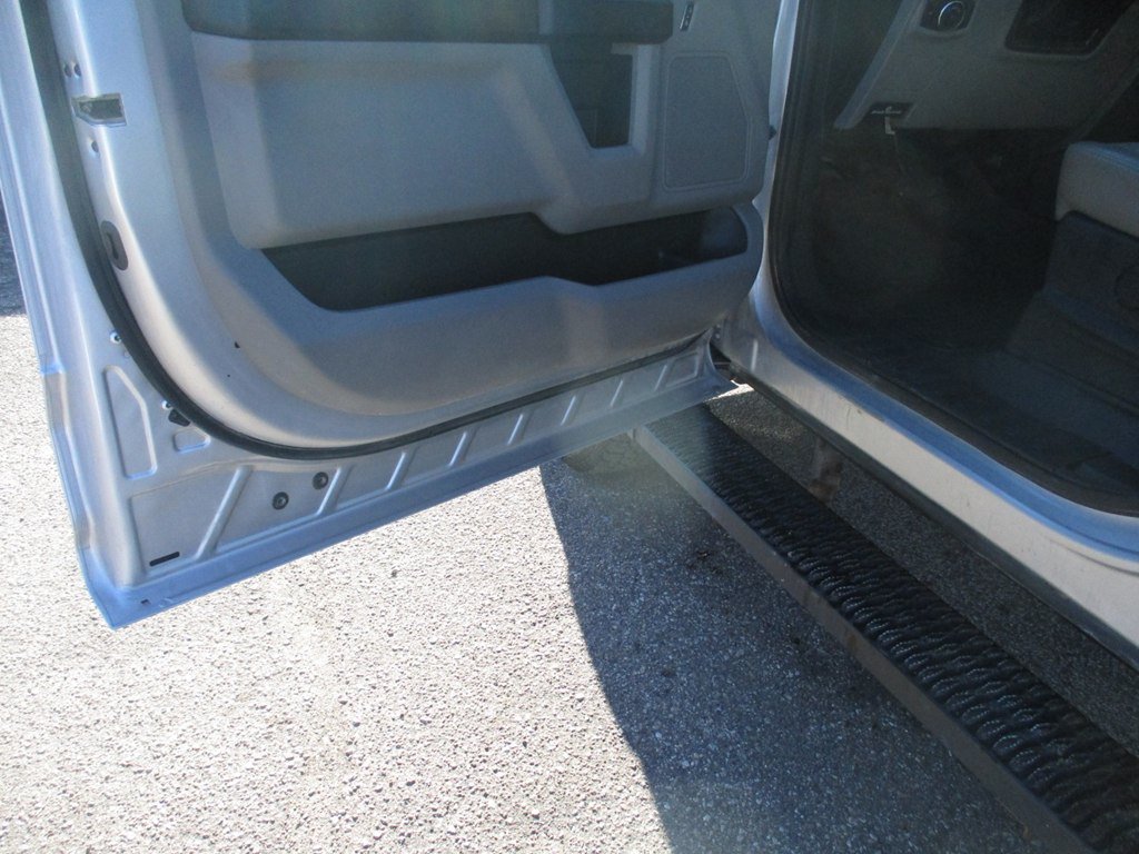 Used 2019 Ford F250 XL w/ Power Equipment Group AWD/4WD image 8