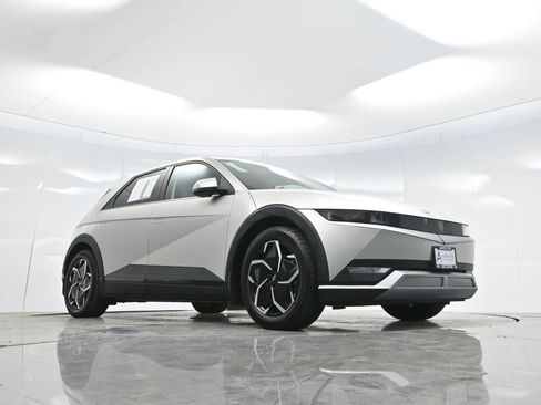 Used 2023 Hyundai Ioniq 5 SEL image 55