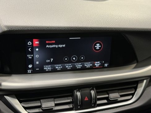 Used 2024 Alfa Romeo Stelvio Veloce image 13