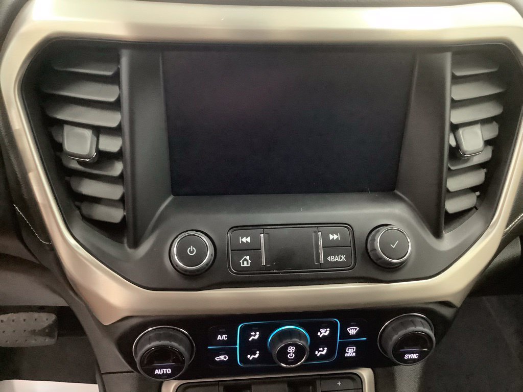 Used 2023 GMC Acadia Denali w/ Denali Technology Package AWD/4WD image 18
