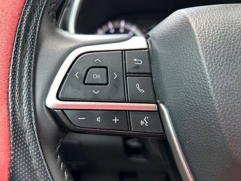 Certified 2024 Toyota Highlander XSE FWD image 22