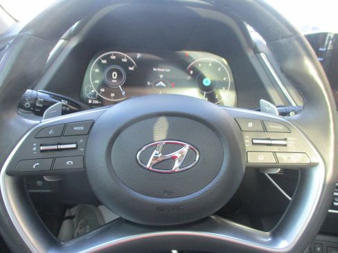Used 2022 Hyundai Sonata Limited FWD image 22