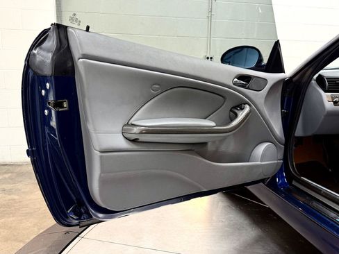 Used 2004 BMW M3 Coupe RWD image 11