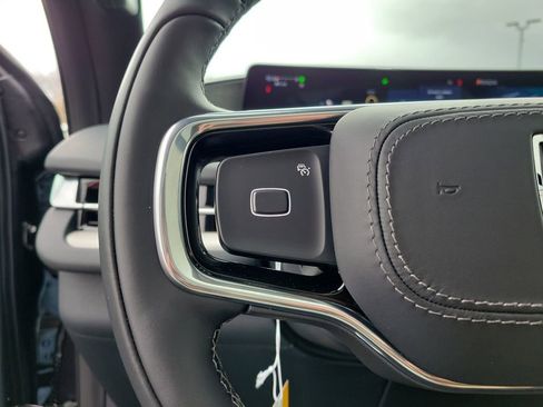 New 2026 Lincoln Navigator Reserve w/ Jet Appearance Package AWD/4WD image 25