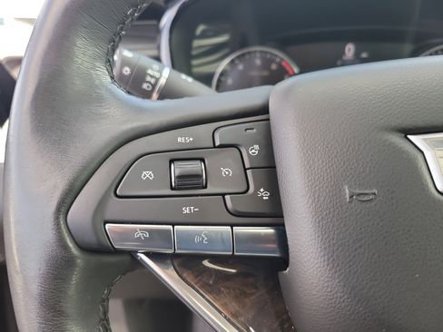 Used 2020 Cadillac XT6 Premium Luxury FWD image 28