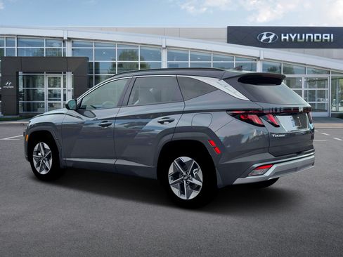 New 2026 Hyundai Tucson SEL Plus FWD image 4