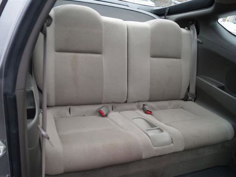 Used 2005 Acura RSX Coupe with 5-speed AT image 27