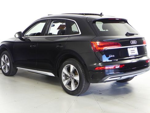 Used 2023 Audi Q5 2.0T Premium w/ Convenience Package image 9