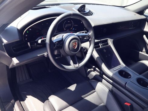 Certified 2023 Porsche Taycan w/ Premium Package RWD image 4