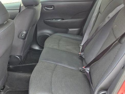 Used 2014 Nissan Leaf S image 48