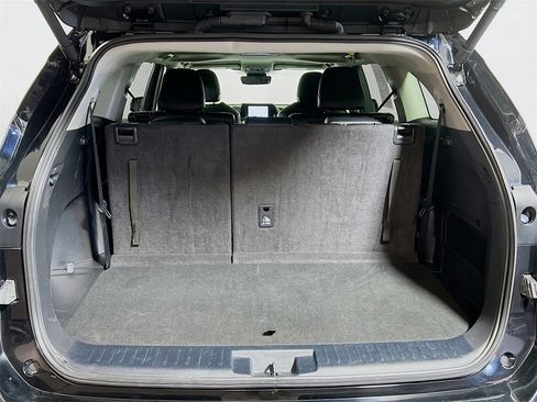 Certified 2024 Toyota Highlander XLE image 24
