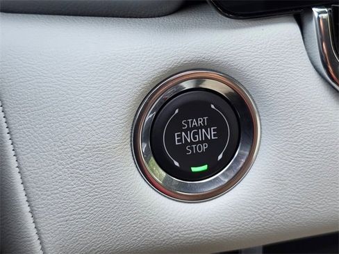 New 2025 GMC Canyon AT4 w/ AT4X Package image 30