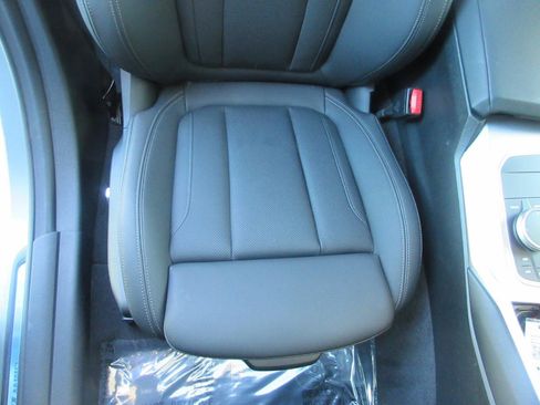 Used 2024 BMW i4 eDrive35 w/ Premium Package RWD image 27