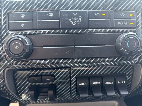 Used 2016 Ford F250 XLT w/ XLT Premium Package image 33