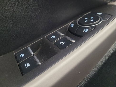 Used 2023 Ford Explorer XLT w/ Equipment Group 202A AWD/4WD image 27