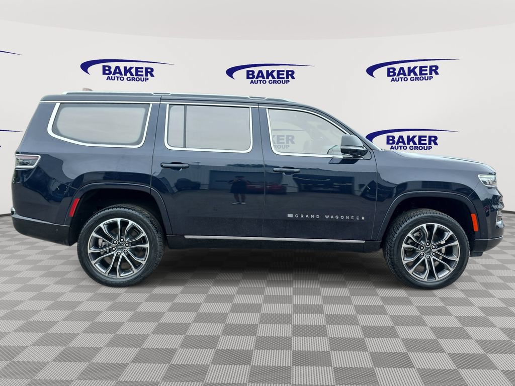 Used 2023 Jeep Grand Wagoneer Series III AWD/4WD image 2
