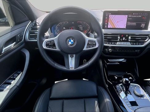 Used 2024 BMW X4 xDrive30i w/ Premium Package AWD/4WD image 5