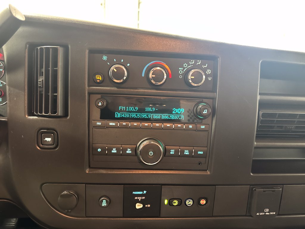 Used 2025 Chevrolet Express 2500 w/ Driver Convenience Package RWD image 21