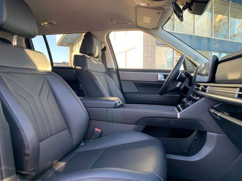 Used 2025 Hyundai Santa Fe SEL image 39