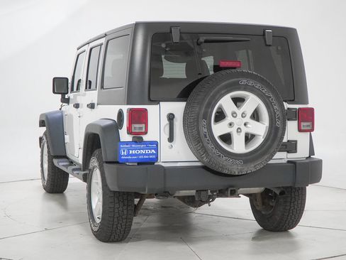Used 2014 Jeep Wrangler Unlimited Sport w/ Quick Order Package 24S AWD/4WD image 7