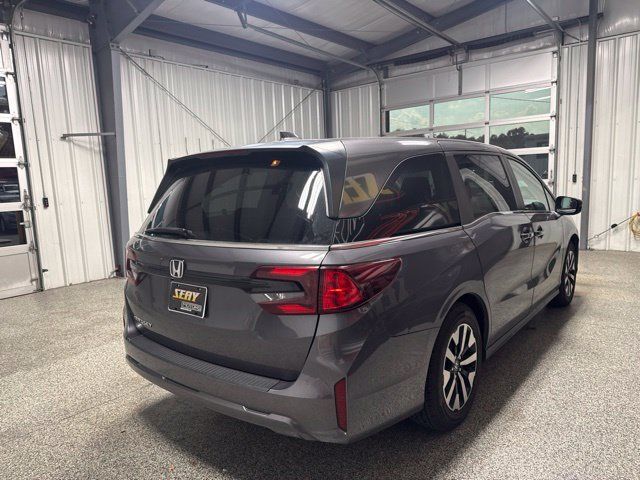 Used 2025 Honda Odyssey EX-L image 16