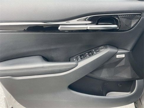 Used 2023 Kia Seltos SX image 23