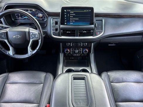 Used 2022 Chevrolet Tahoe Z71 w/ Off-Road Capability Package image 15