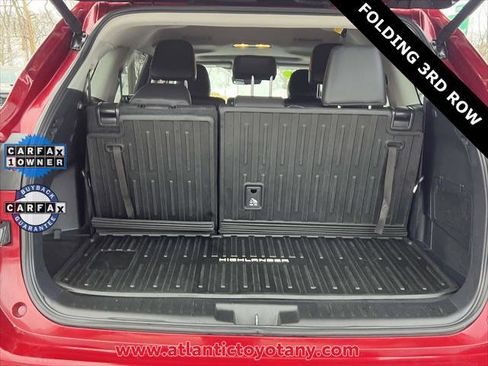 Certified 2024 Toyota Highlander XLE image 13