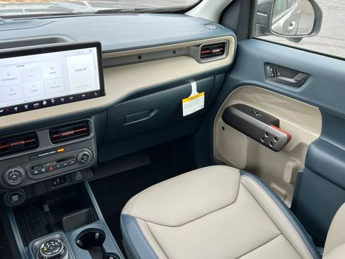 New 2025 Ford Maverick Lariat w/ 4K Tow Package AWD/4WD image 33