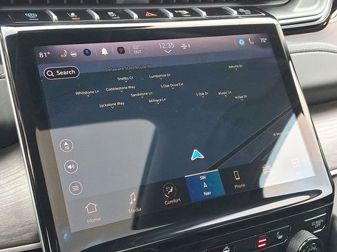 Used 2022 Jeep Grand Cherokee Limited 4xe image 18