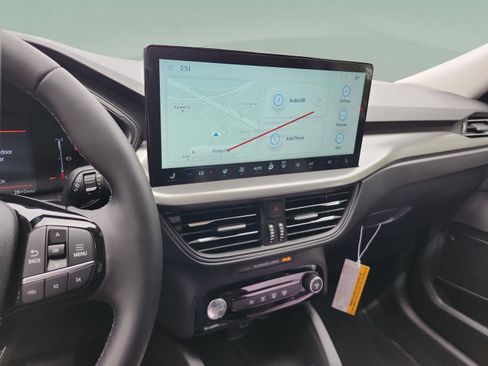 New 2025 Ford Escape PHEV image 11