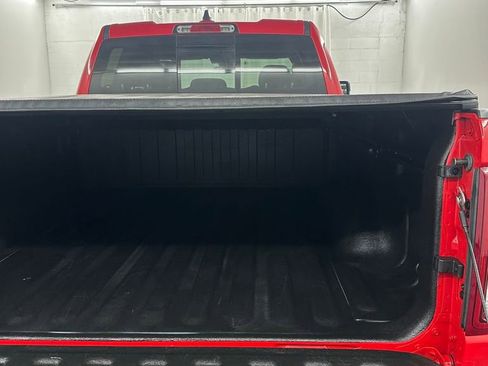Used 2021 RAM 1500 Big Horn image 26