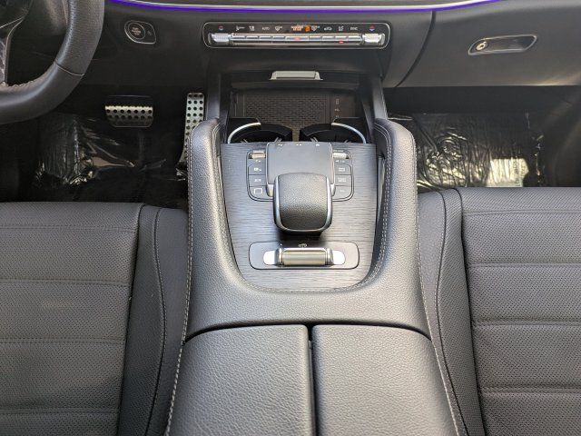 Used 2025 Mercedes-Benz GLS 580 4MATIC image 19