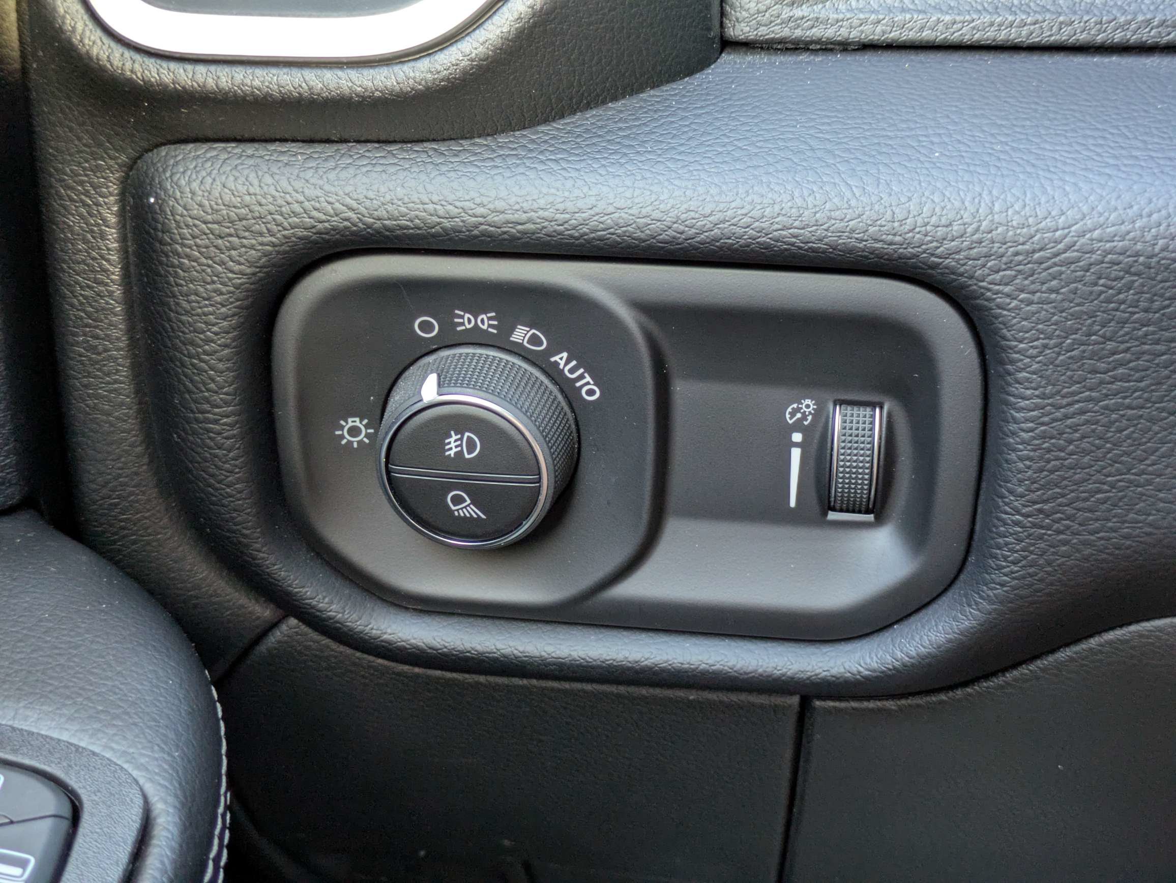 Used 2026 RAM 2500 Big Horn AWD/4WD image 36