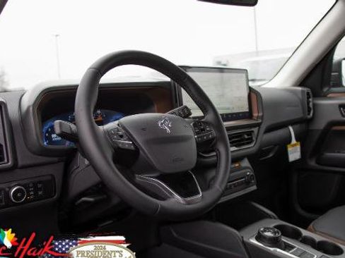 New 2025 Ford Bronco Sport Outer Banks w/ Outer Banks Tech Package+ image 6