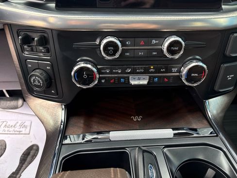 Used 2025 Ford F150 King Ranch w/ FX4 Off-Road Package image 23