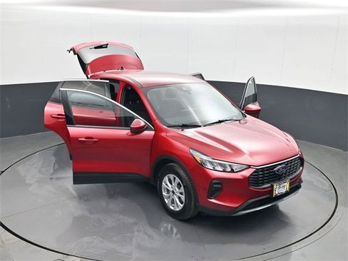 Used 2023 Ford Escape Active w/ Tech Pack #2 image 29