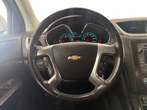 Used 2017 Chevrolet Traverse LT w/ Style and Technology Package AWD/4WD image 16