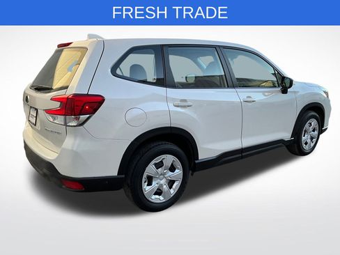 Used 2019 Subaru Forester image 5