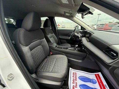 New 2025 Nissan Kicks SV image 16