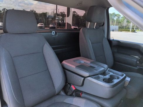 Used 2022 Chevrolet Silverado 2500 LT w/ Convenience Package image 16