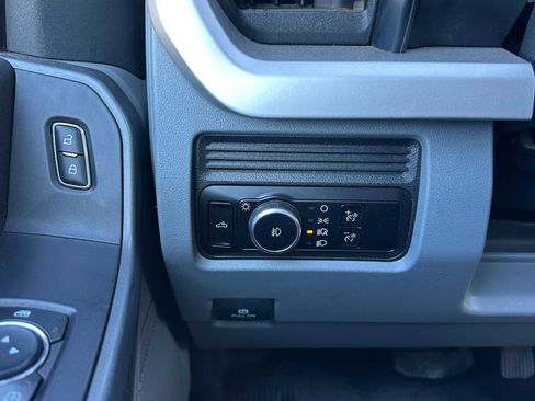 Used 2023 Ford F350 XLT AWD/4WD image 32